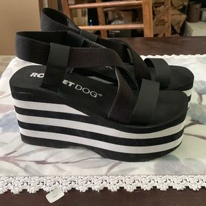 Rocket Dog Platform sandals